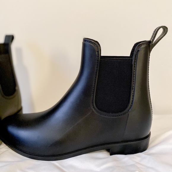 Women’s Chelsea Rain Boots Black Size 8 - Picture 3 of 5